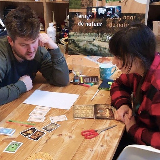 Image for Duizendpoot Jacinta gaat ons helaas verlaten! Het afgelopen jaar heeft ze niet alleen onze projecten in juiste banen geleid, ze heeft nieuwsbrieven geschreven, voice-over teksten geredigeerd én een science subquiz gehost! Dat ze het komende jaar een