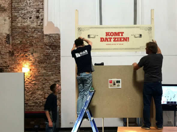 Image for Het titelbord hangt! Komt Dat Zien is vanaf aanstaande zaterdag geopend.